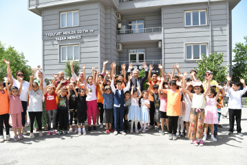 Yeşilyurt Mesleki Eğitim ve Yaşam Merkezindeki Çocuk Şenliği Renkli Anlara Sahne Oldu